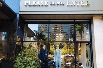 523 W 6th St, Los Angeles, CA à louer Photo intérieure– Image 1 sur 3