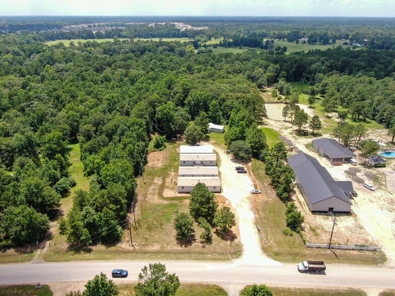 2426 Crockett Martin Rd, Conroe, TX à vendre - Photo de l’immeuble – Image 3 sur 41