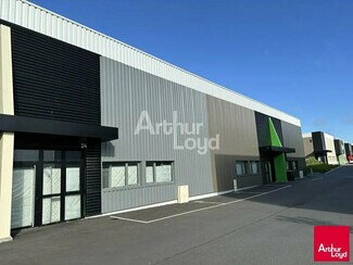 Plus de détails pour Local d'activités à louer