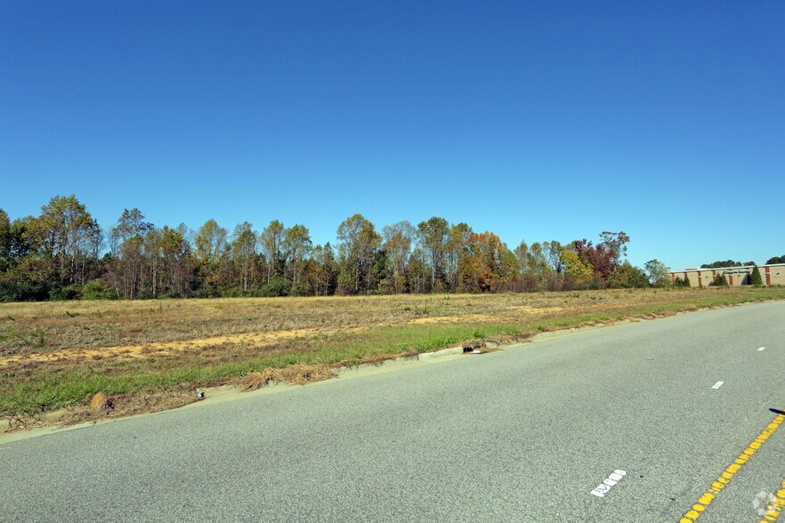 Heritage Dr, Wilson, NC à vendre - Photo principale – Image 1 sur 7