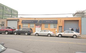 Plus de détails pour 45-24 Vernon Blvd, Long Island City, NY - Industriel/Logistique à louer