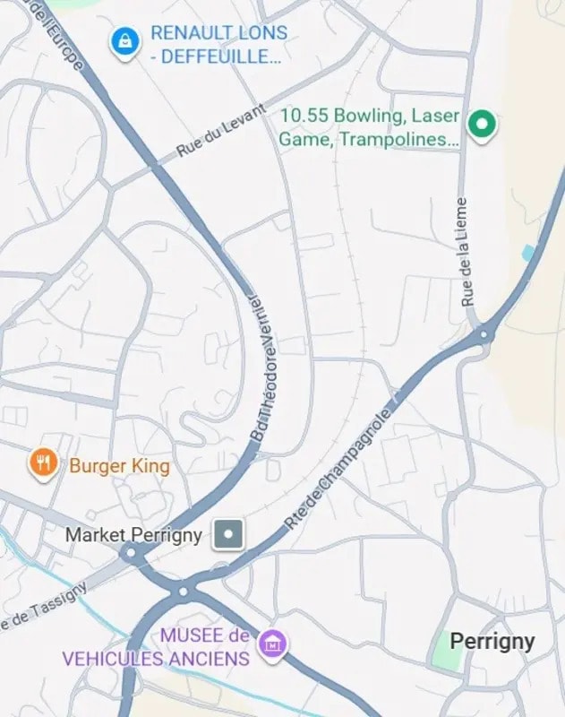 Local d'activités dans Lons-le-Saunier à vendre Photo de l’immeuble– Image 1 sur 2