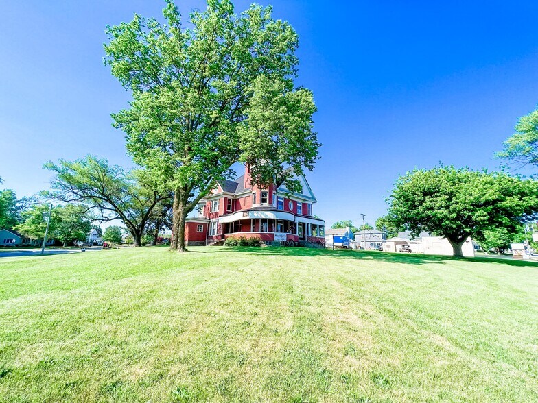 518 Jackson St, Saint Marys, OH à vendre - Photo de l’immeuble – Image 1 sur 2