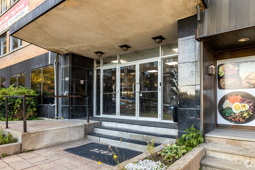 3281-3295 Boul Cavendish, Montréal, QC à vendre - Photo de l’immeuble – Image 3 sur 5