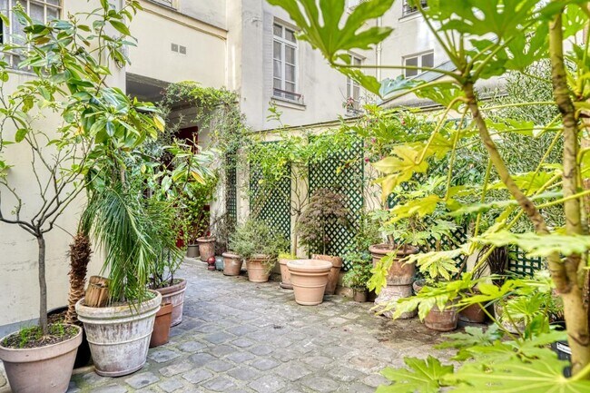 Plus de détails pour Local commercial à vendre