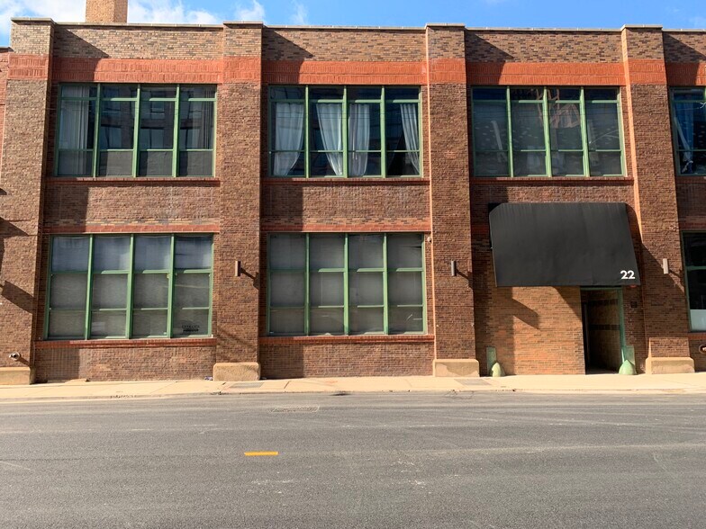 22 N Morgan St, Chicago, IL à vendre - Photo de l’immeuble – Image 1 sur 5