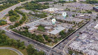 Plus de détails pour 1000 Stewart Ave, Garden City, NY - Local d’activités à vendre