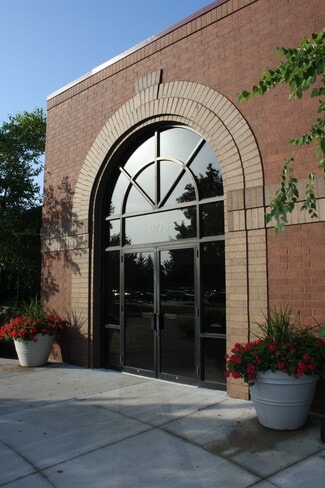 Plus de détails pour 9785 Crosspoint Blvd, Indianapolis, IN - Bureau à louer