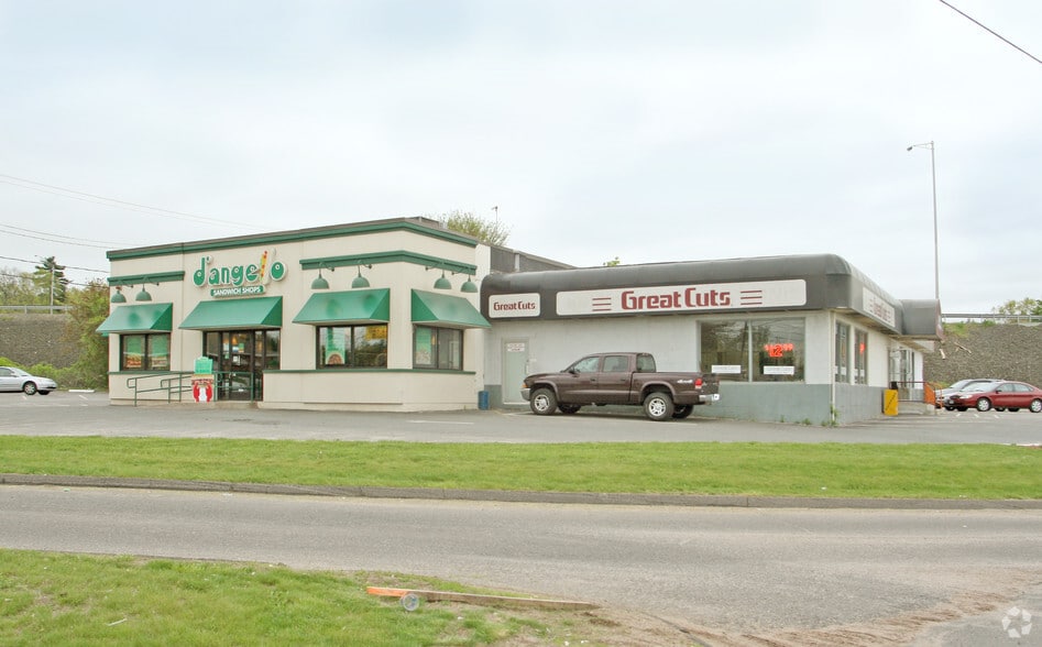 200 Hartford Tpke, Vernon, CT à louer - Photo principale – Image 1 sur 5
