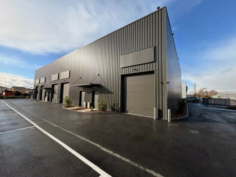 Local d'activités dans Marcheprime à vendre - Photo de l’immeuble – Image 3 sur 7