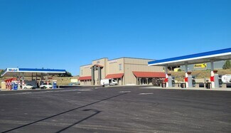 Plus de détails pour 787 Montague Rd, Yreka, CA - Local commercial à vendre