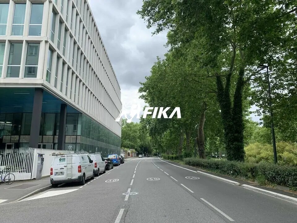 Bureau dans Toulouse à louer Photo de l’immeuble– Image 1 sur 6