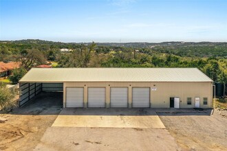 12507 Pauls Valley Rd, Austin, TX à louer Photo de l’immeuble– Image 1 sur 16