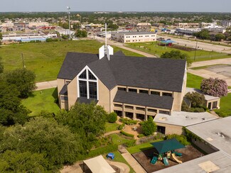 Plus de détails pour 16000 Rippling Water Dr, Houston, TX - Spécialisé à vendre