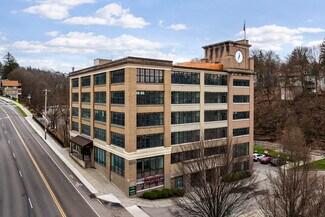 Plus de détails pour 401 E State St, Ithaca, NY - Local commercial à louer