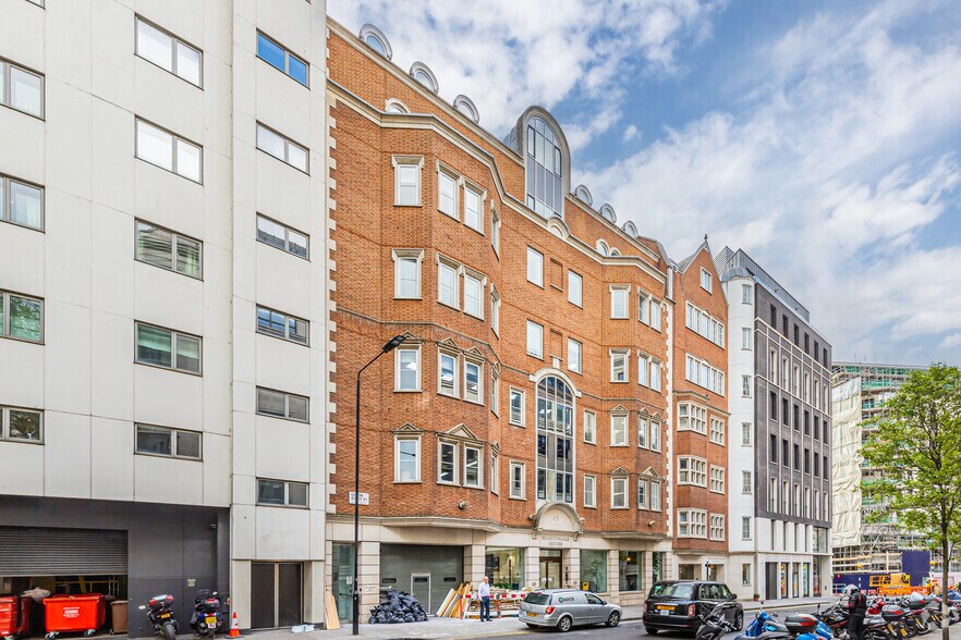 65 Curzon St, Londres à louer - Photo principale – Image 1 sur 3
