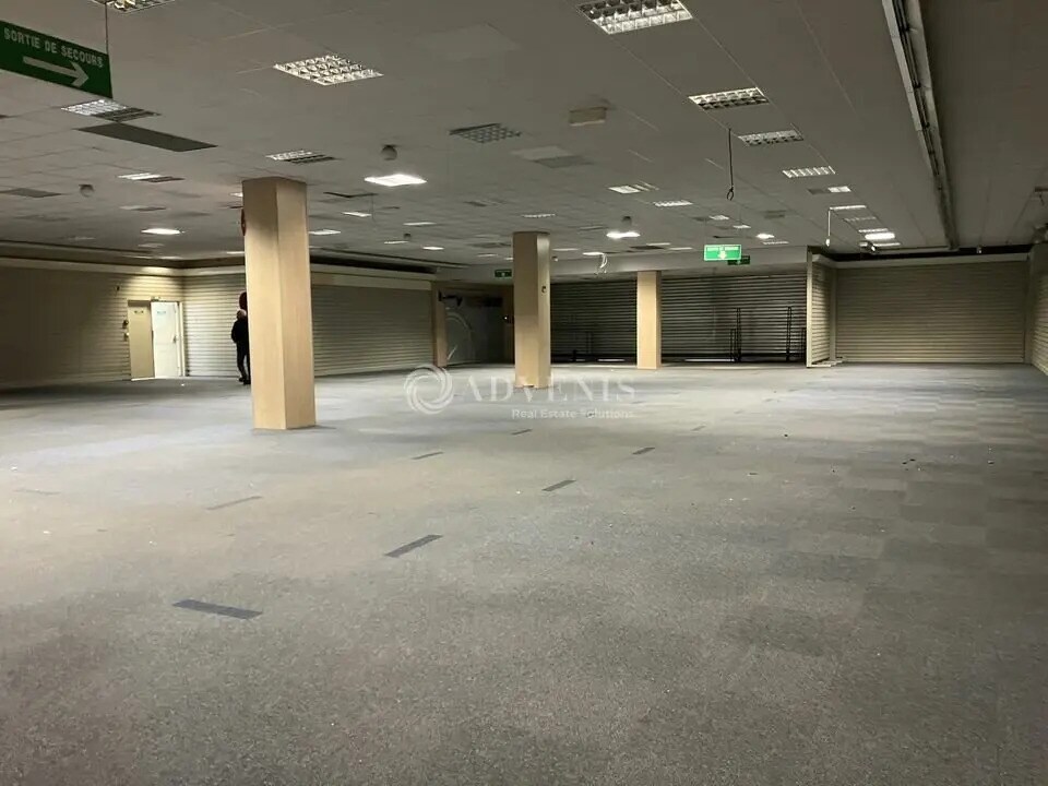 Local commercial dans Nevers à louer Photo intérieure– Image 1 sur 4