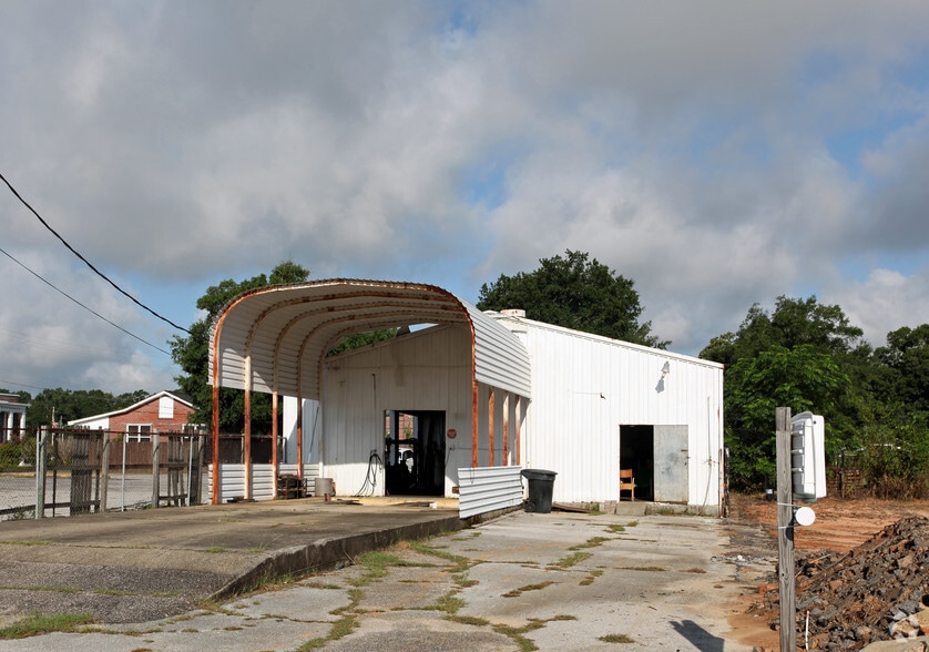 1614 Garden St, Pensacola, FL à louer - Photo de l’immeuble – Image 3 sur 3
