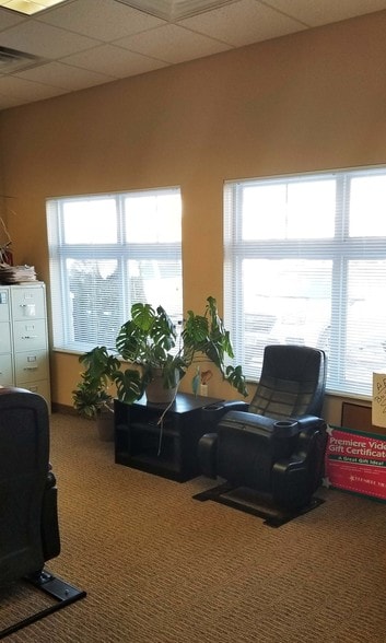 3601 18th St S, Saint Cloud, MN à vendre - Photo intérieure – Image 2 sur 13