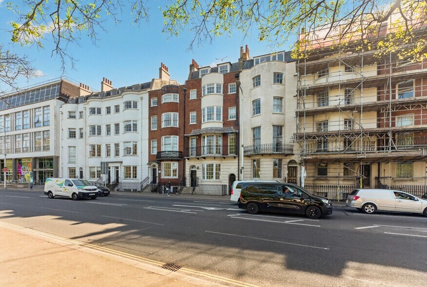 69 Grand Para, Brighton à vendre - Photo de l’immeuble – Image 2 sur 25