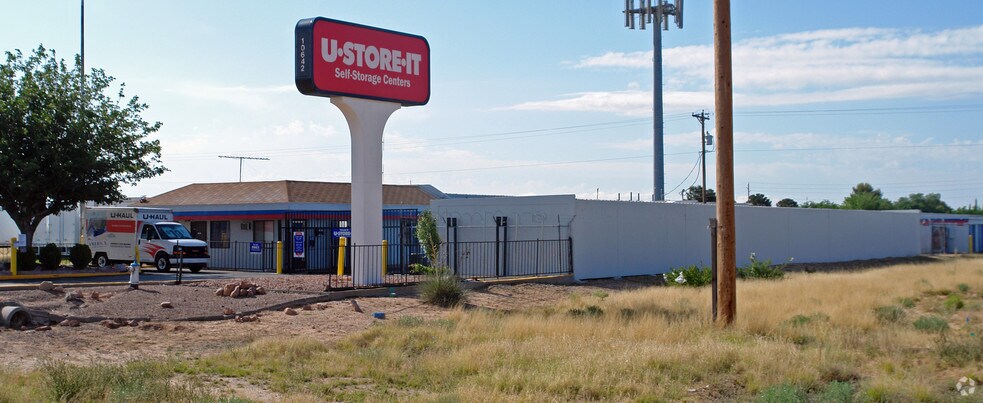 10642 Montana Ave, El Paso, TX à vendre - Photo principale – Image 1 sur 2
