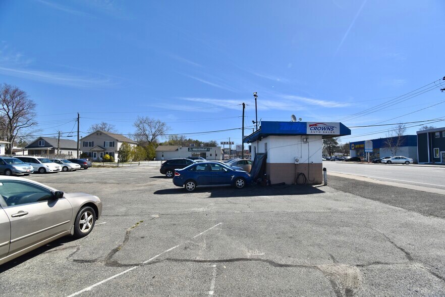 890 Boston Rd, Springfield, MA à vendre - Photo de l’immeuble – Image 2 sur 4