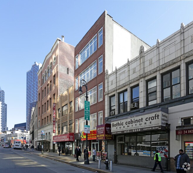 27 Smith St, Brooklyn, NY à louer - Photo de l’immeuble – Image 3 sur 10