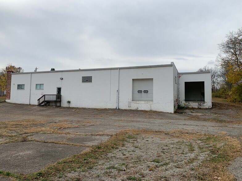 70-80 Novner Dr, Woodlawn, OH à louer - Photo de l’immeuble – Image 3 sur 6