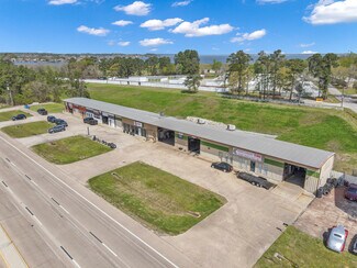 Plus de détails pour 13782 Highway 105 W, Conroe, TX - Local d’activités à vendre