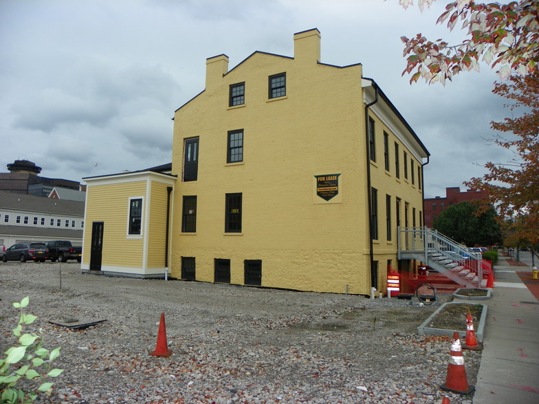 30-32 N Washington St, Rochester, NY à vendre - Photo de l’immeuble – Image 3 sur 9