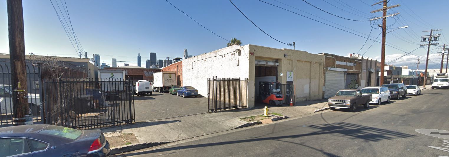 741-743 Ceres Ave, Los Angeles, CA à louer Photo intérieure– Image 1 sur 1