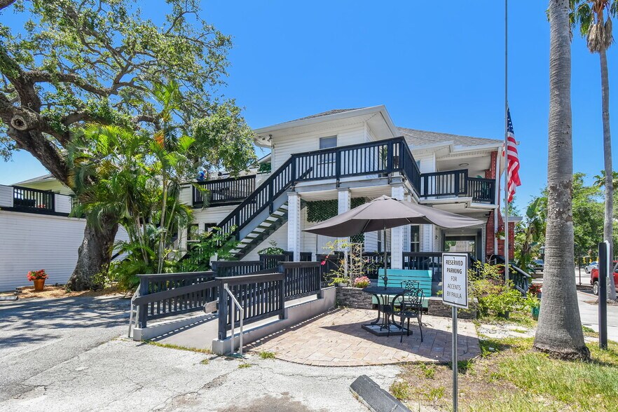 454 Main St, Safety Harbor, FL à vendre - Photo de l’immeuble – Image 3 sur 33
