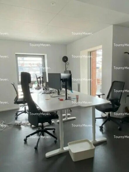 Bureau dans Nantes à louer - Photo de l’immeuble – Image 2 sur 8