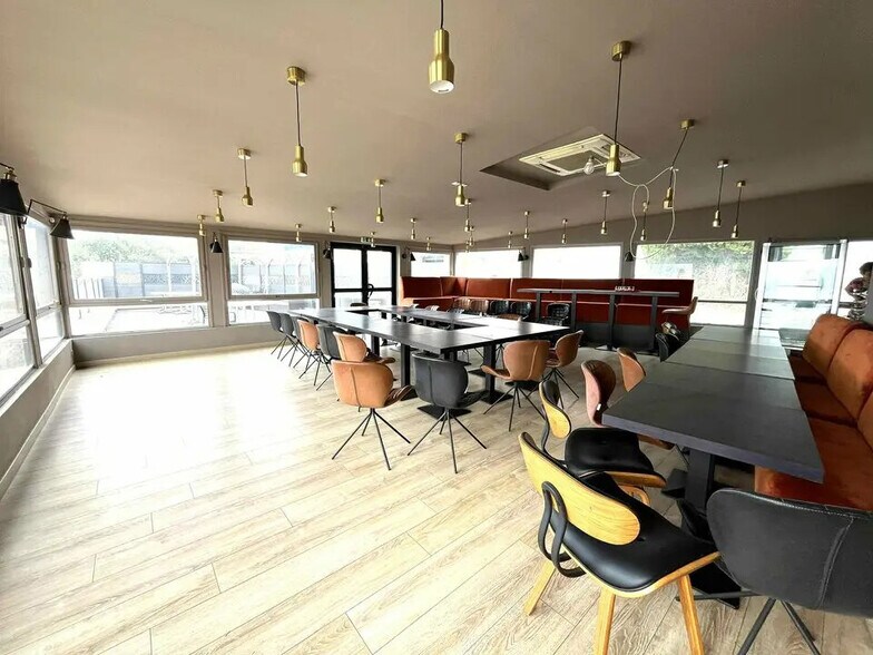 Local commercial dans Nice à louer - Photo de l’immeuble – Image 3 sur 10