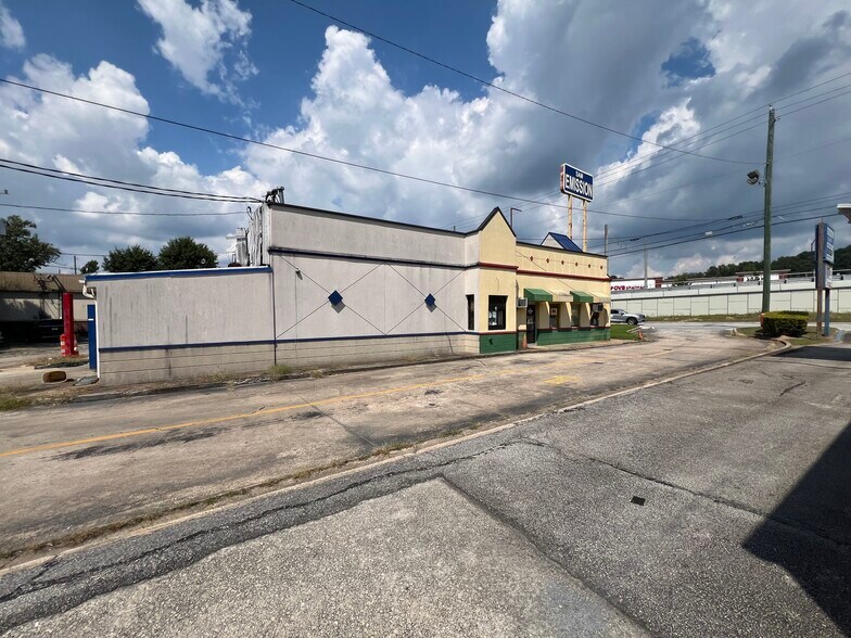 6002 Fairburn Rd, Douglasville, GA à louer - Photo de l’immeuble – Image 3 sur 14