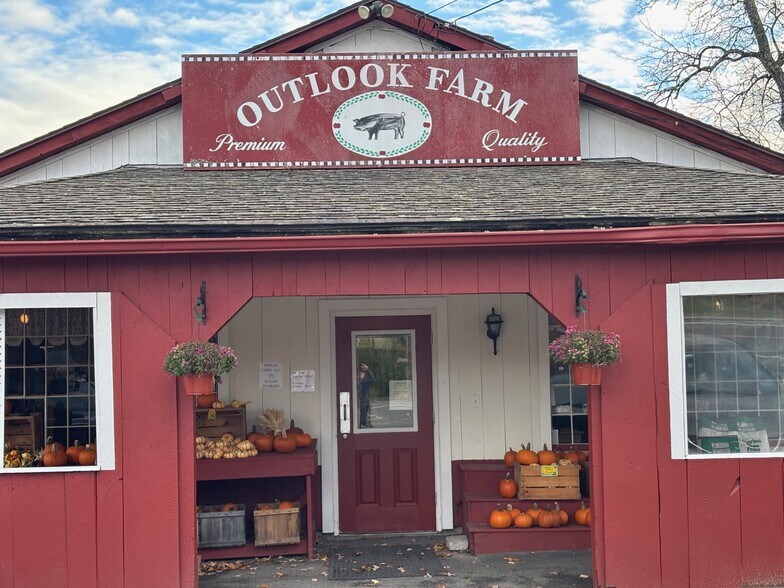 138 Main Rd, Westhampton, MA à vendre - Photo de l’immeuble – Image 3 sur 22