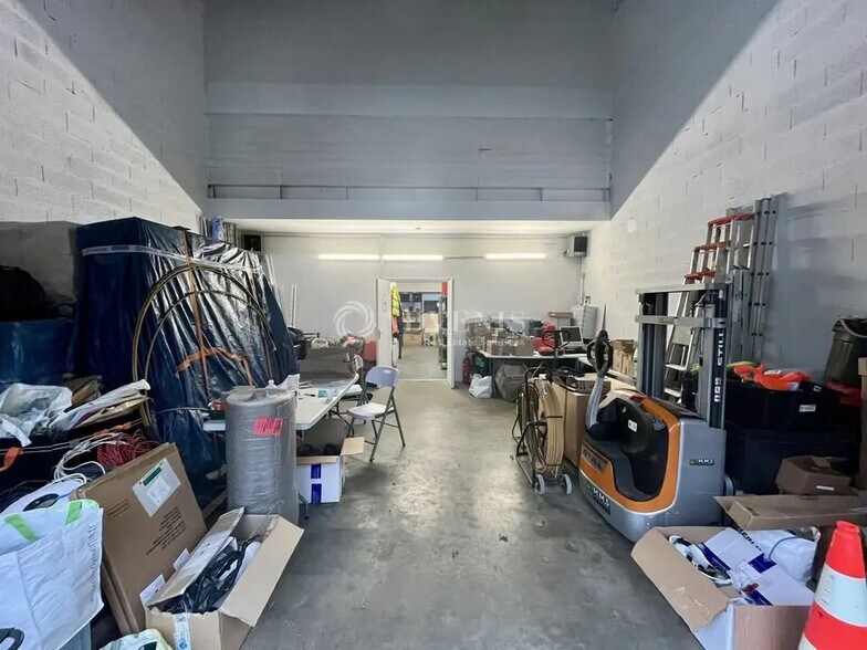 Local d’activités dans Taverny à louer - Photo intérieure – Image 2 sur 6