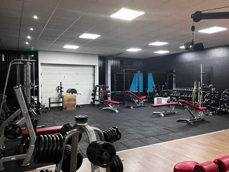 Local d'activités dans Lens à vendre - Photo intérieure – Image 2 sur 4