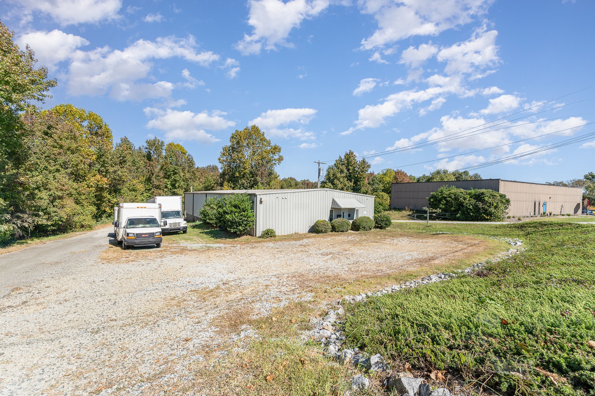1310 Starr Dr, High Point, NC à vendre Photo de l’immeuble– Image 1 sur 7