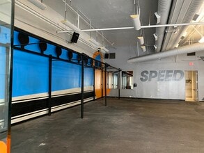 11755 Wilshire Blvd, Los Angeles, CA à louer Photo intérieure– Image 2 sur 4