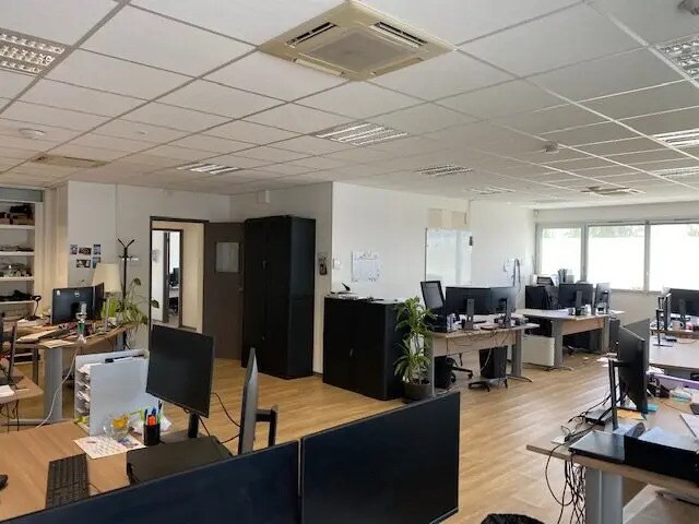 Plus de détails pour Bureau à louer