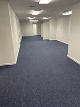 10660 White Oak Ave, Granada Hills, CA à louer Photo intérieure– Image 2 sur 8