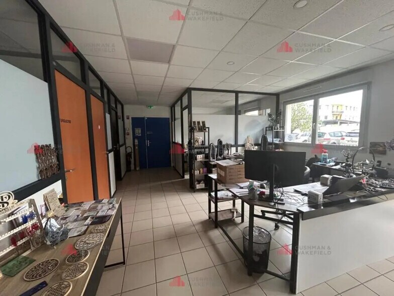 Bureau dans Quetigny à louer - Photo intérieure – Image 3 sur 4