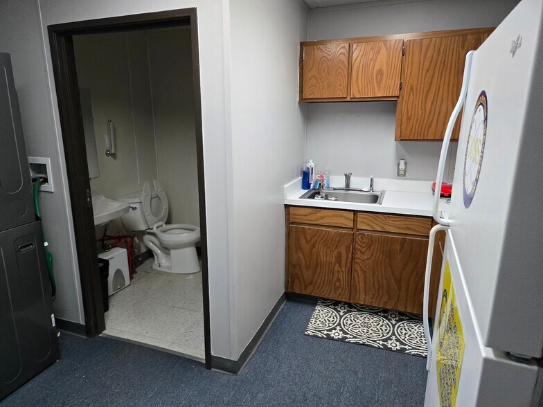 1210 FM 537, Floresville, TX à vendre - Photo de l’immeuble – Image 3 sur 9