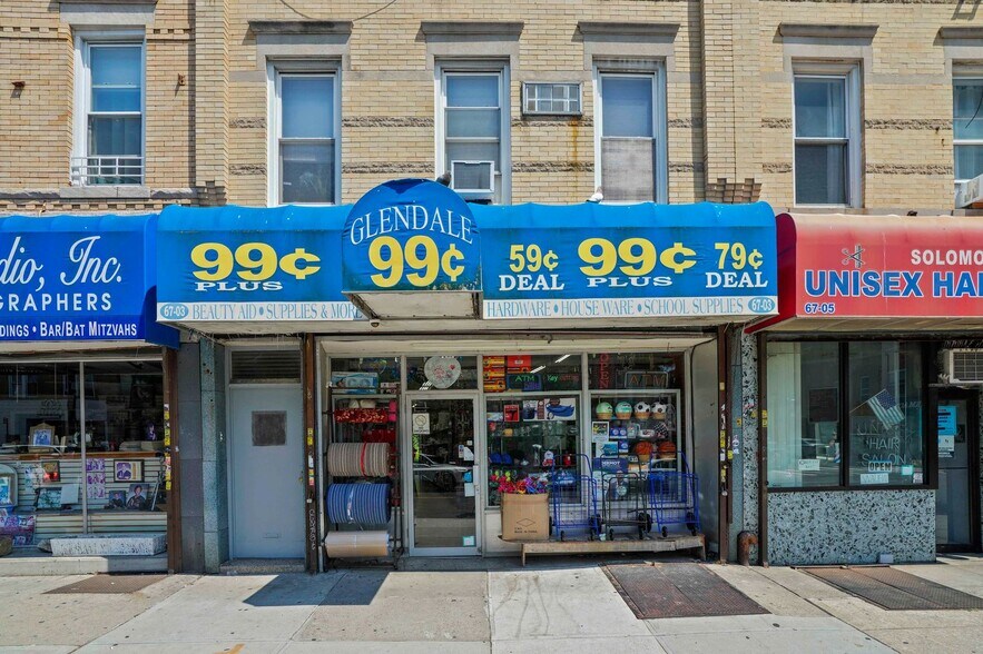 6703 Myrtle Ave, Glendale, NY à vendre - Photo de l’immeuble – Image 2 sur 24