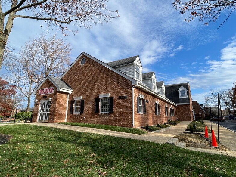 11325 Pembrooke Sq, Waldorf, MD à vendre - Photo de l’immeuble – Image 3 sur 9