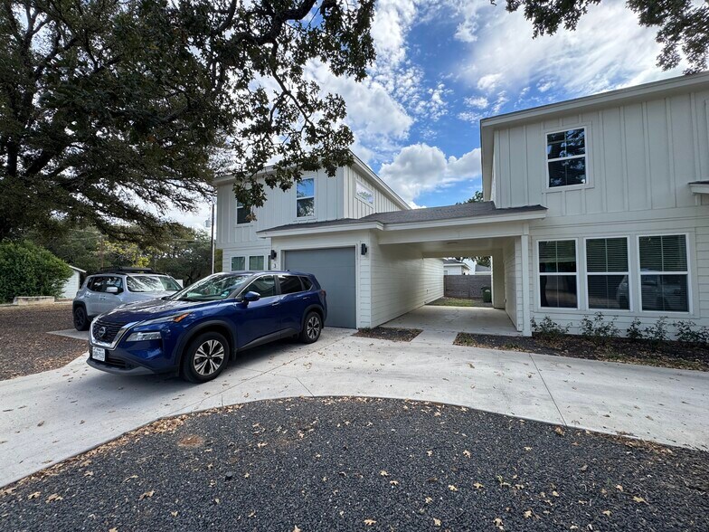 309 E Pecan St, Burnet, TX à vendre - Photo de l’immeuble – Image 3 sur 4