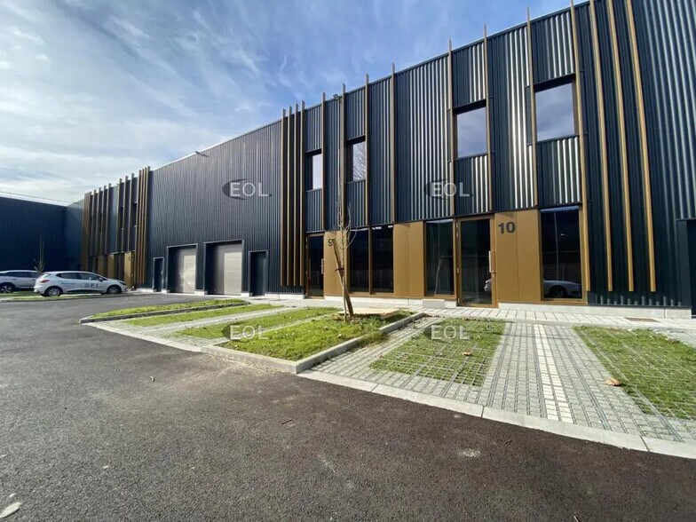 Industriel/Logistique dans Seclin à louer - Photo de l’immeuble – Image 1 sur 7