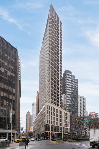 Plus de détails pour 1865 Broadway, New York, NY - Local commercial à louer