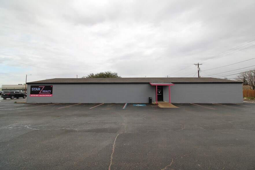 1221 W University Blvd, Odessa, TX à vendre - Photo de l’immeuble – Image 3 sur 46